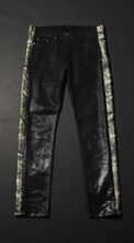 Load image into Gallery viewer, Exclusive Leather effect prêt-à-porter men Jeans MAISON ILLURE Milano Tokyo