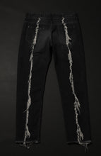 Load image into Gallery viewer, Exclusive Fringe prêt-à-porter men Jeans MAISON ILLURE Milano Tokyo
