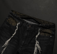 Load image into Gallery viewer, Exclusive Fringe prêt-à-porter men Jeans MAISON ILLURE Milano Tokyo

