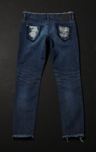 Load image into Gallery viewer, Exclusive women prêt-à-porter Jeans MAISON ILLURE Milano Tokyo
