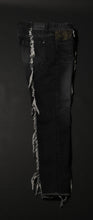 Load image into Gallery viewer, Exclusive Fringe prêt-à-porter men Jeans MAISON ILLURE Milano Tokyo
